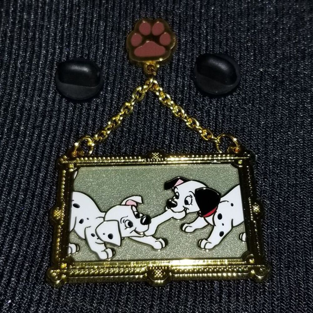 Disney Dogs Pin Two Puppies Playing Together 101 Dalmatians Picture Frame Blind